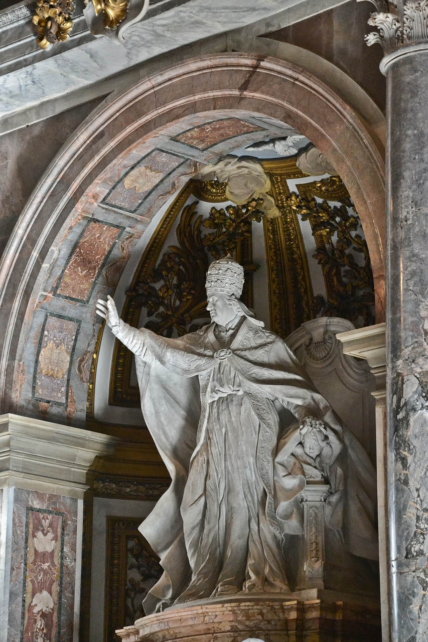 st peter's basilica pope statue free photo