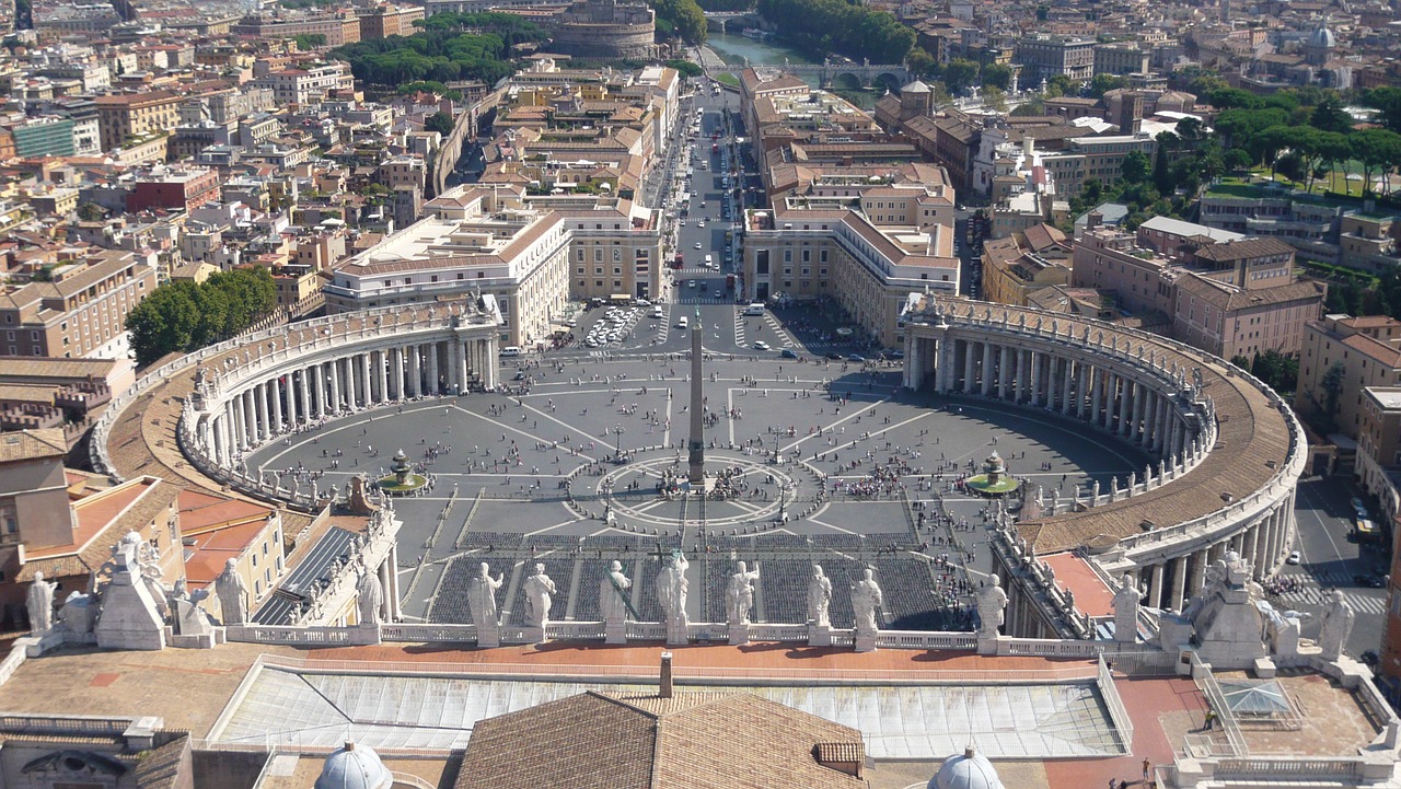 st peter's square view from st peter's basilica papstudienz free photo