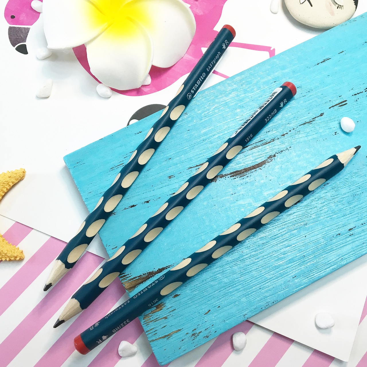 stabilo stationery hold a pencil music pencil free photo