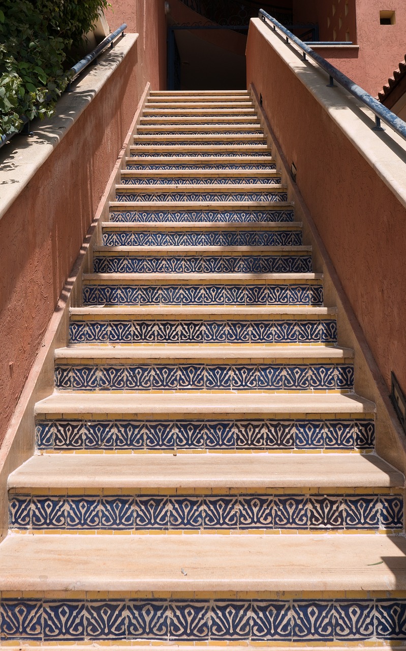 stairs gradually pattern free photo
