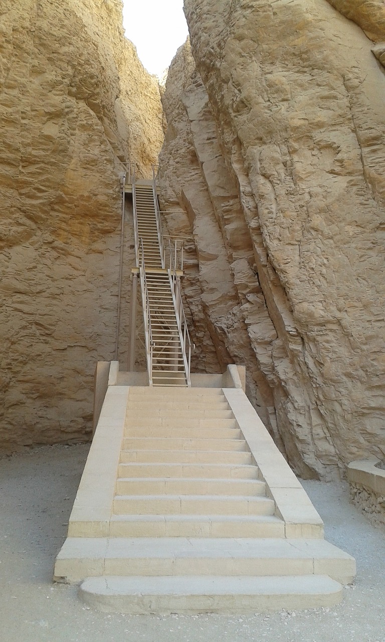 stairs aegytisch burial chambers free photo