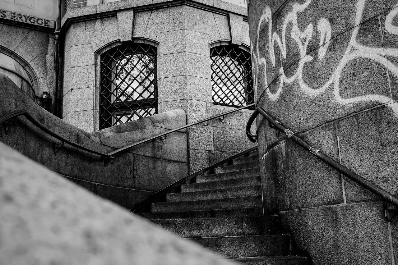 stairs  black white  architecture free photo