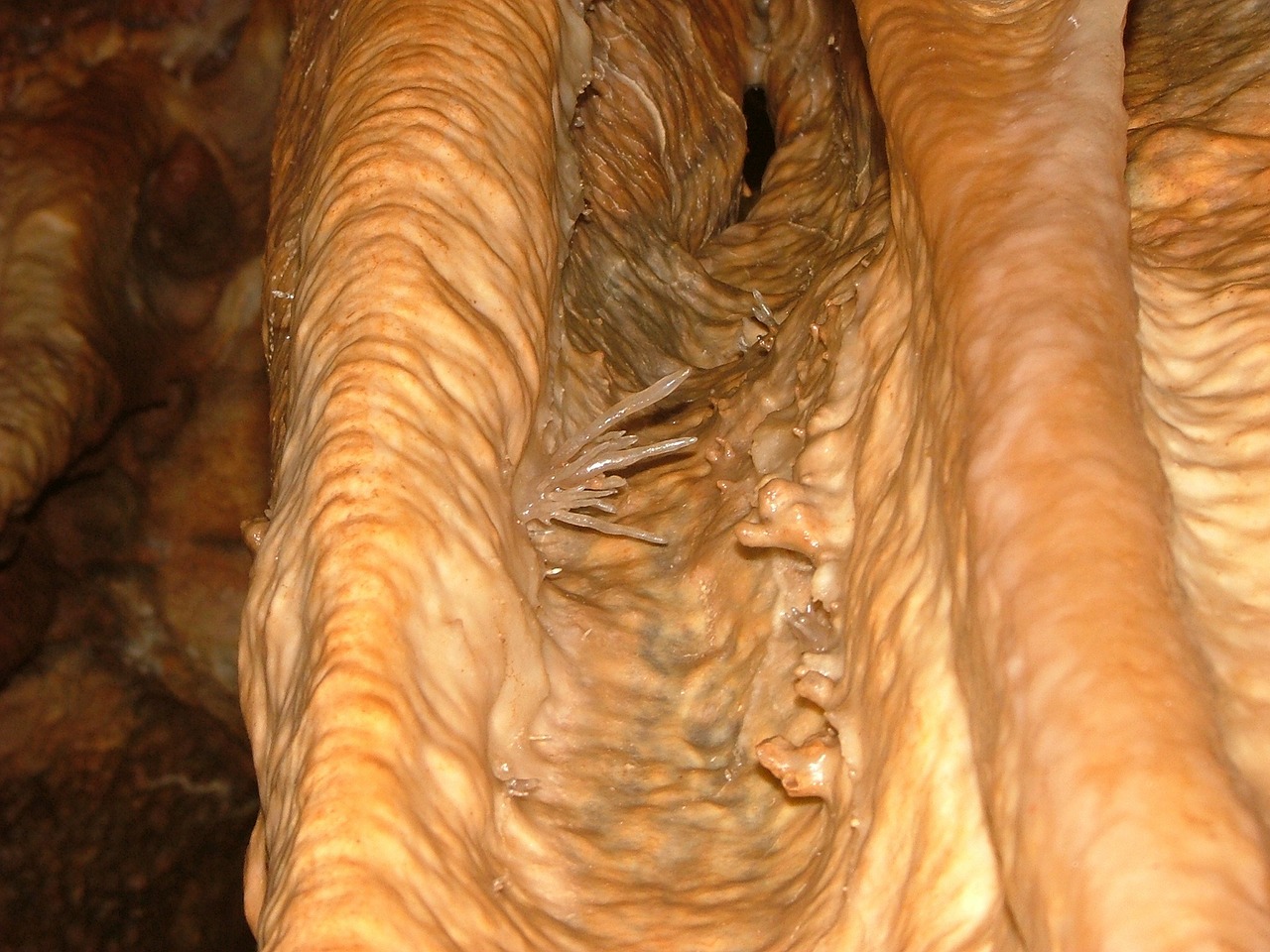stalactite crystal kalcittű free photo