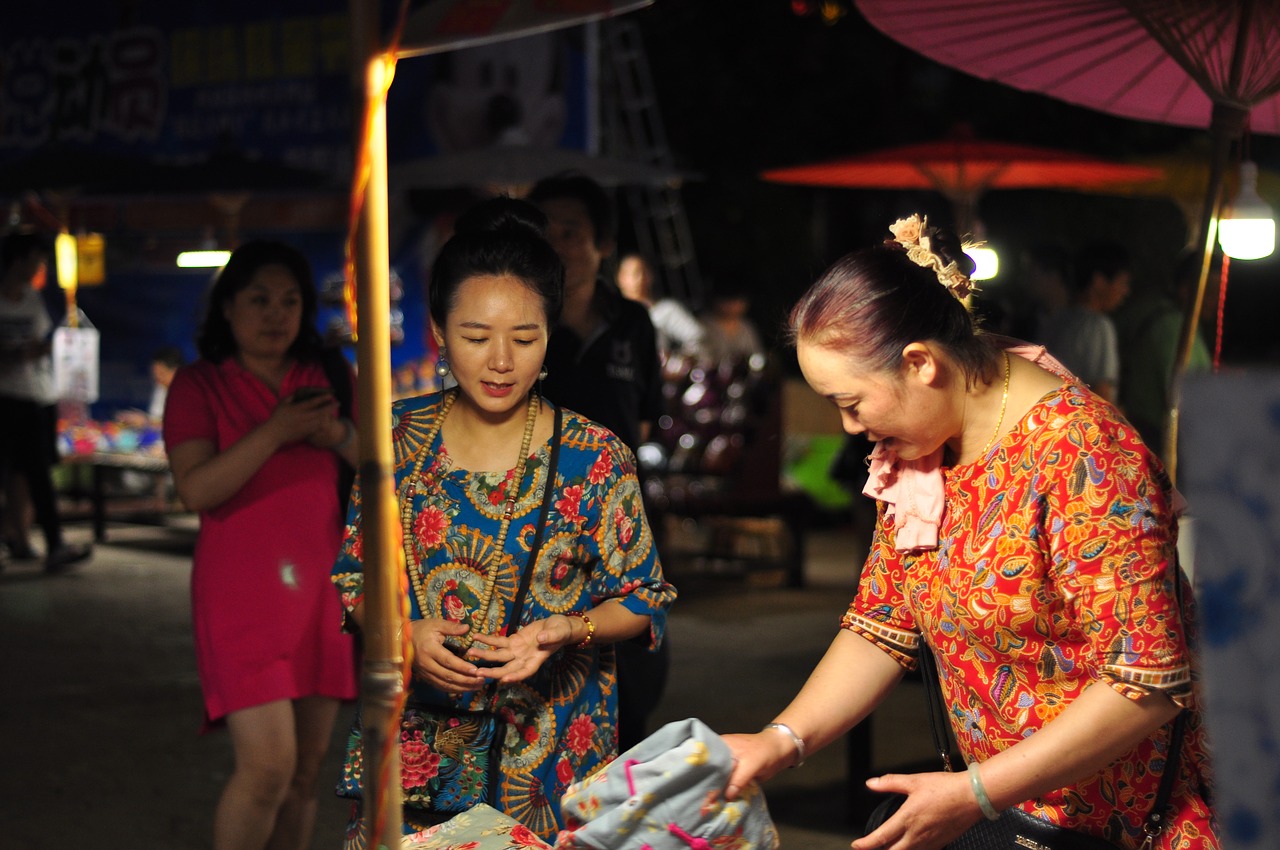 stall children minority in yunnan province free photo