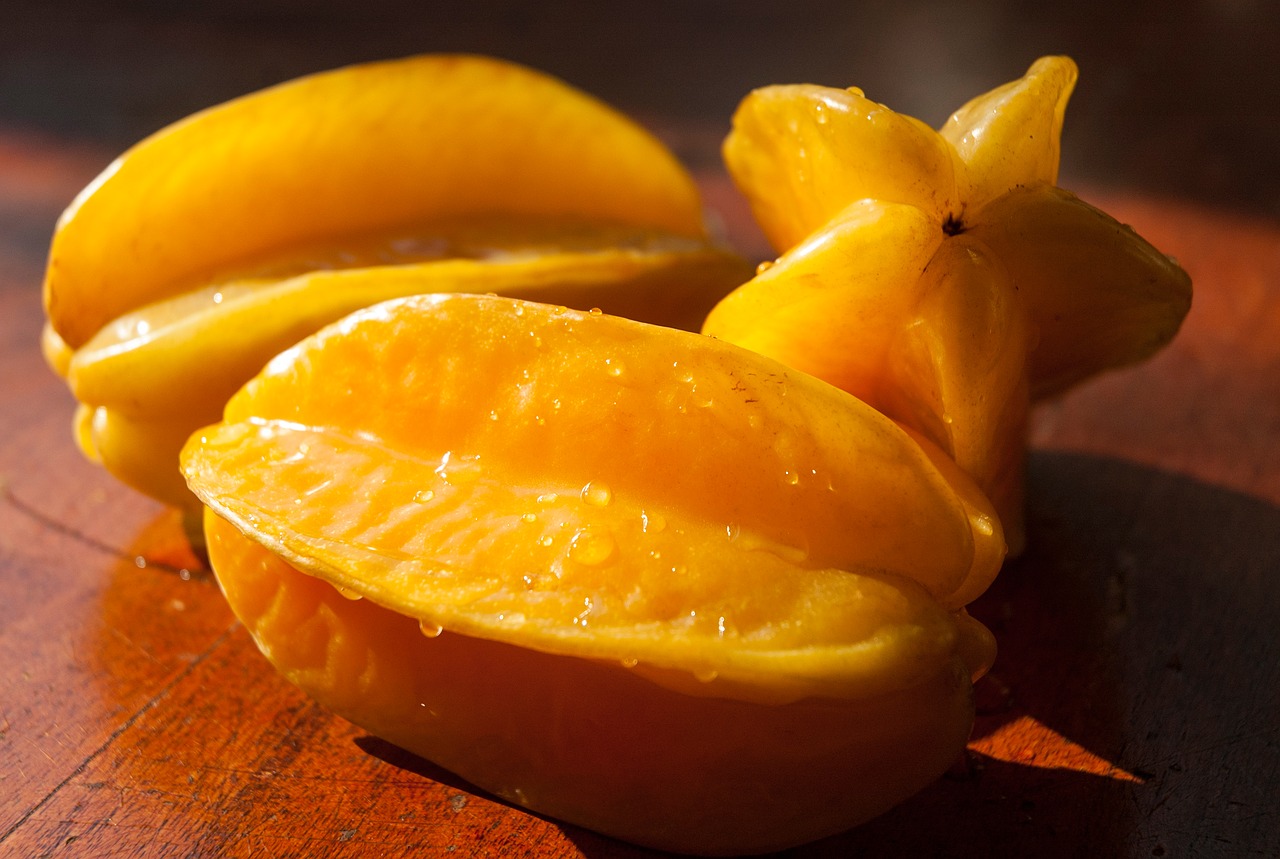 star fruit fruit yellow free photo