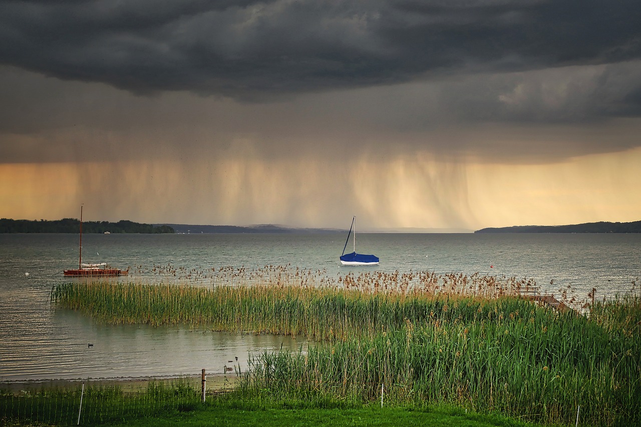 starnberger see  dusk  lake free photo