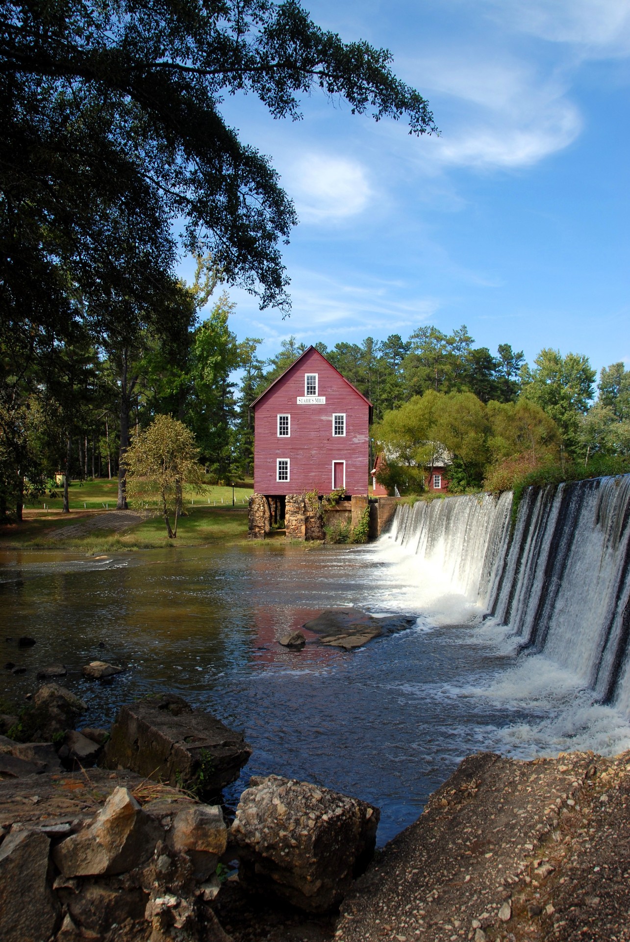 starr's mill georgia landmark free photo