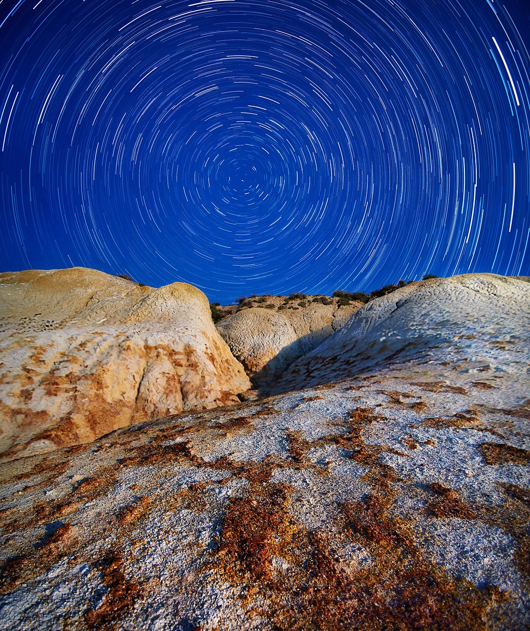 startrails rocks night free photo