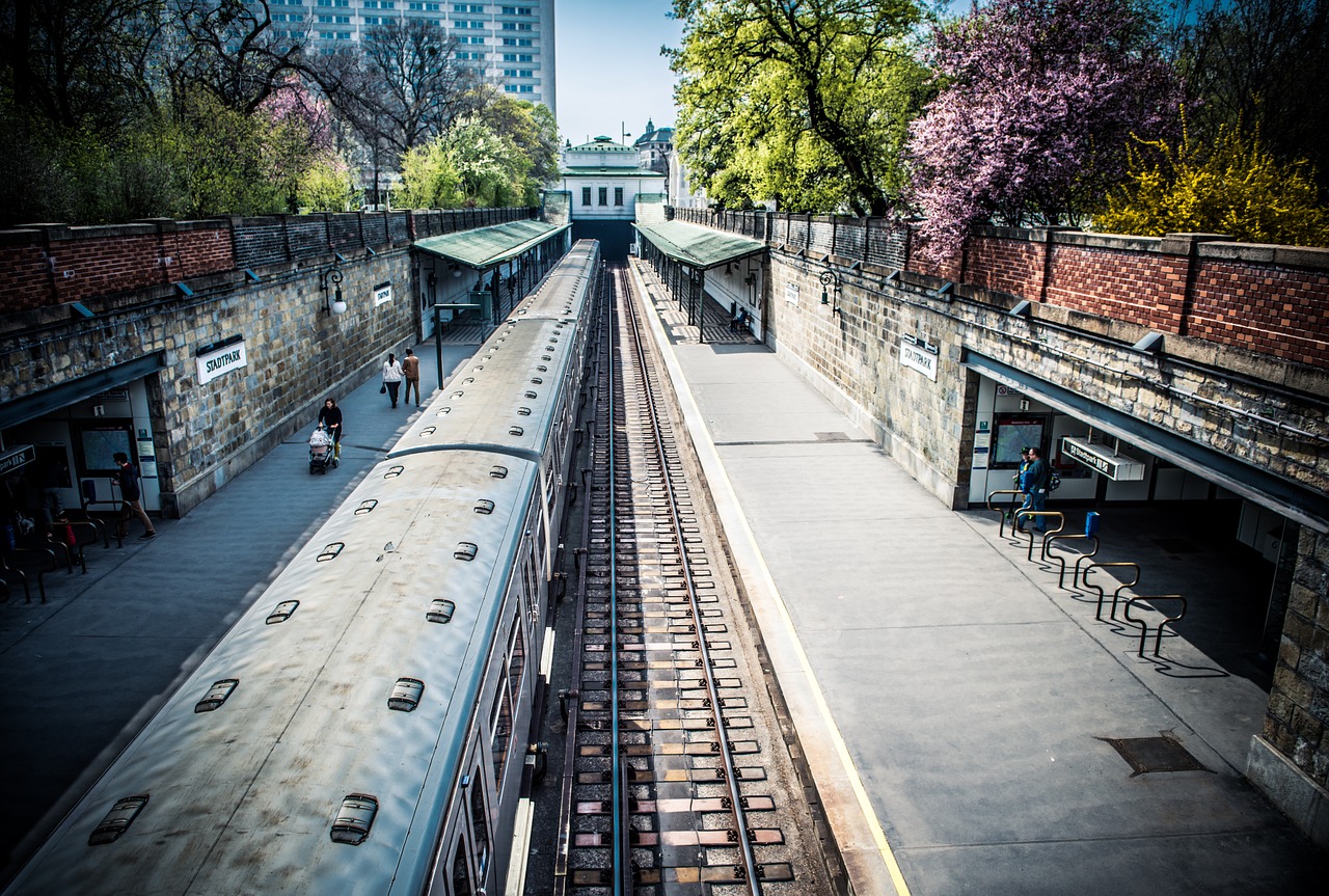 station metro underground free photo