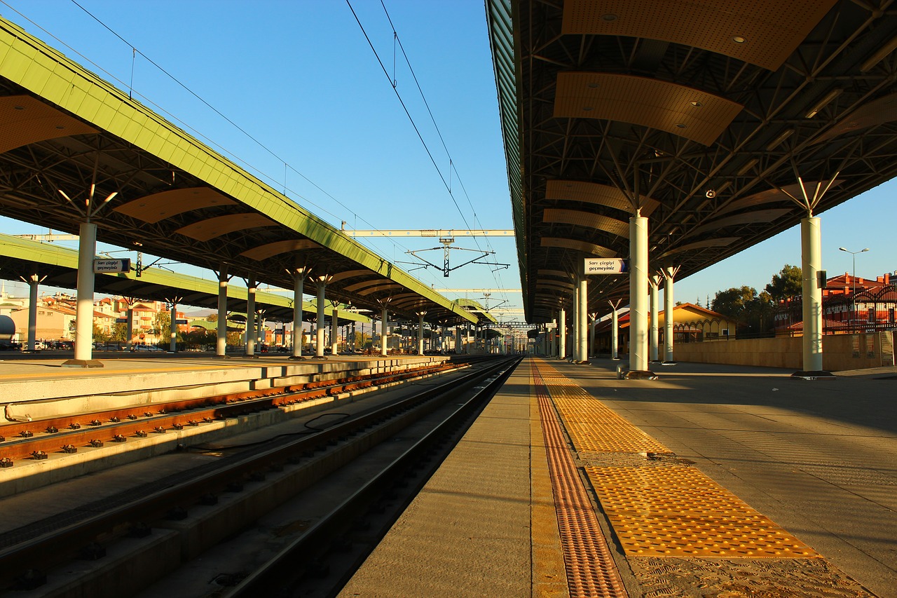 konya station high-speed train station morning free photo