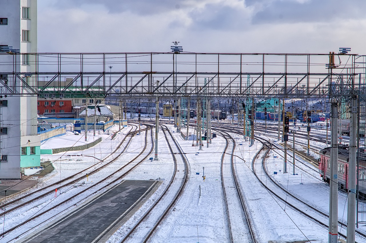 station snow railway free photo