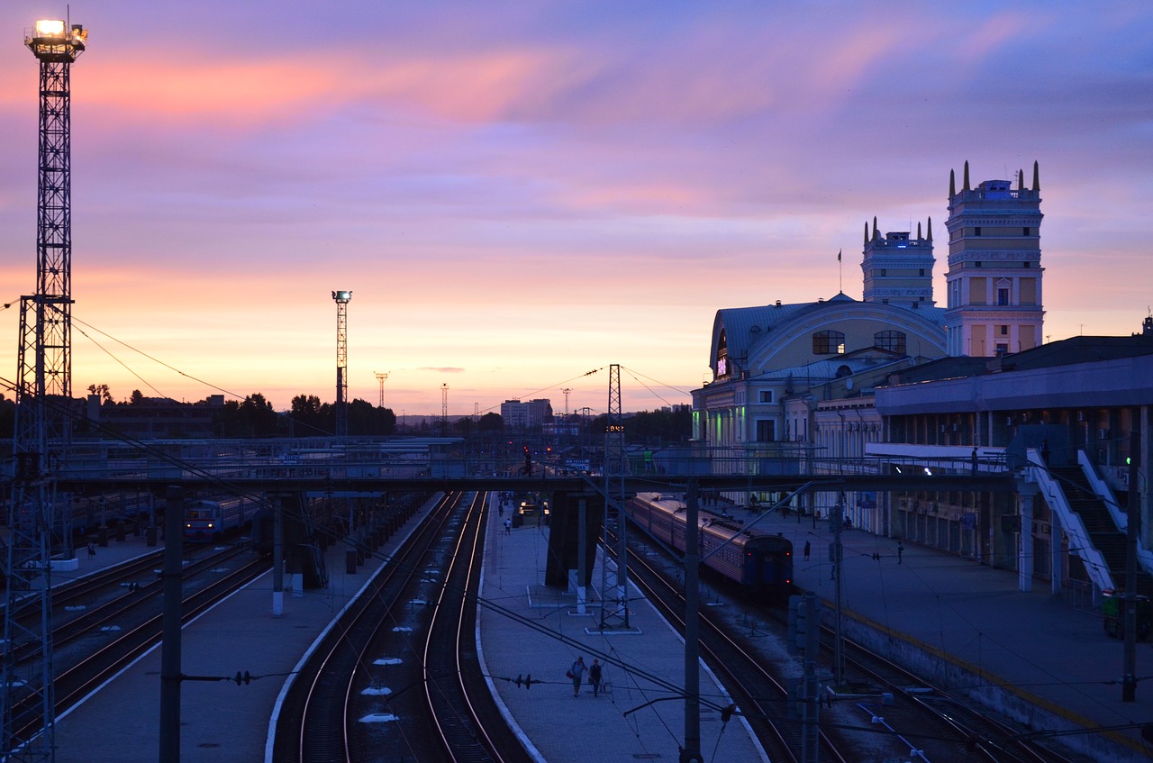 station sunset rails free photo