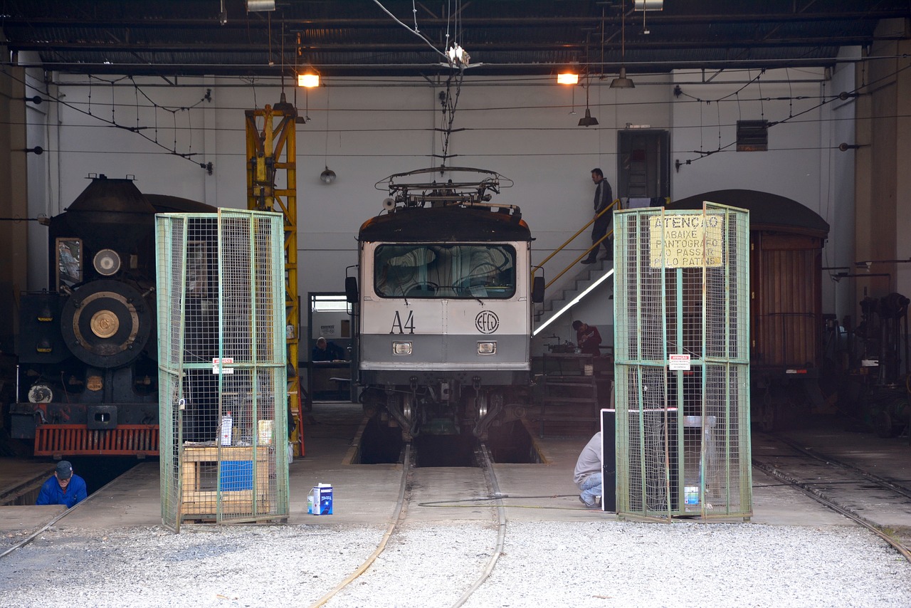 station  train  maintenance free photo