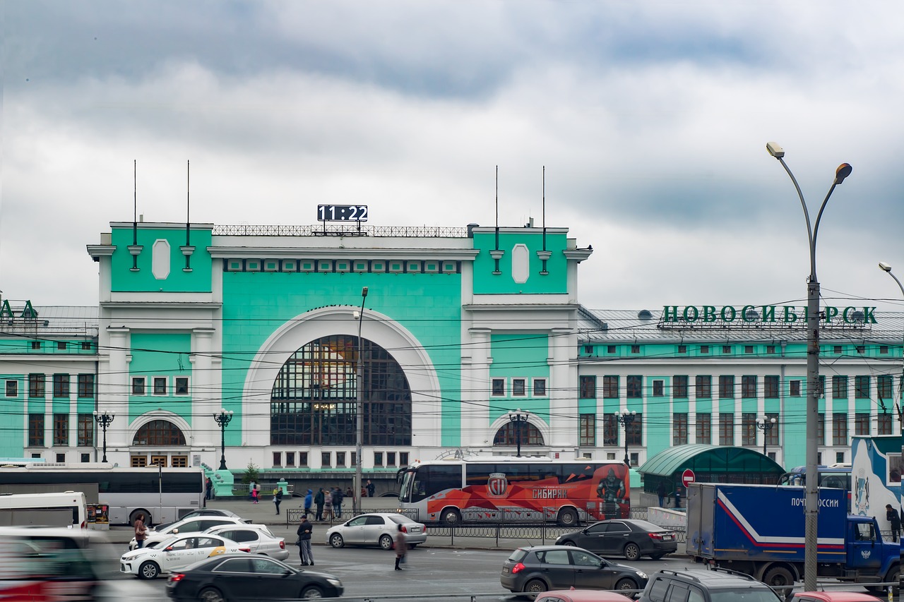 station  novosibirsk  building free photo