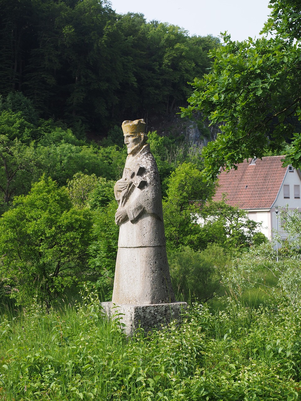 statue figure stone figure free photo