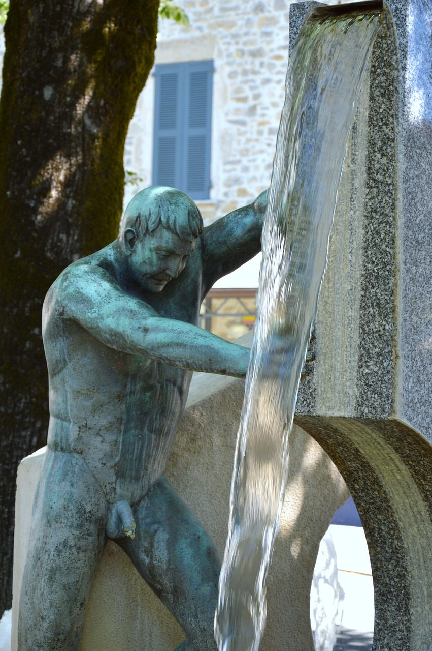 statue fountain water free photo