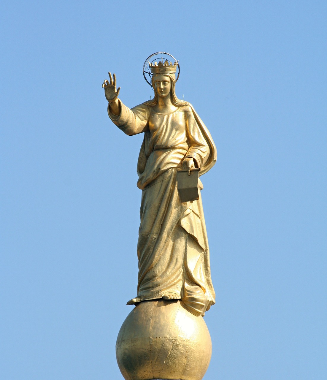statue bronze patron saint free photo