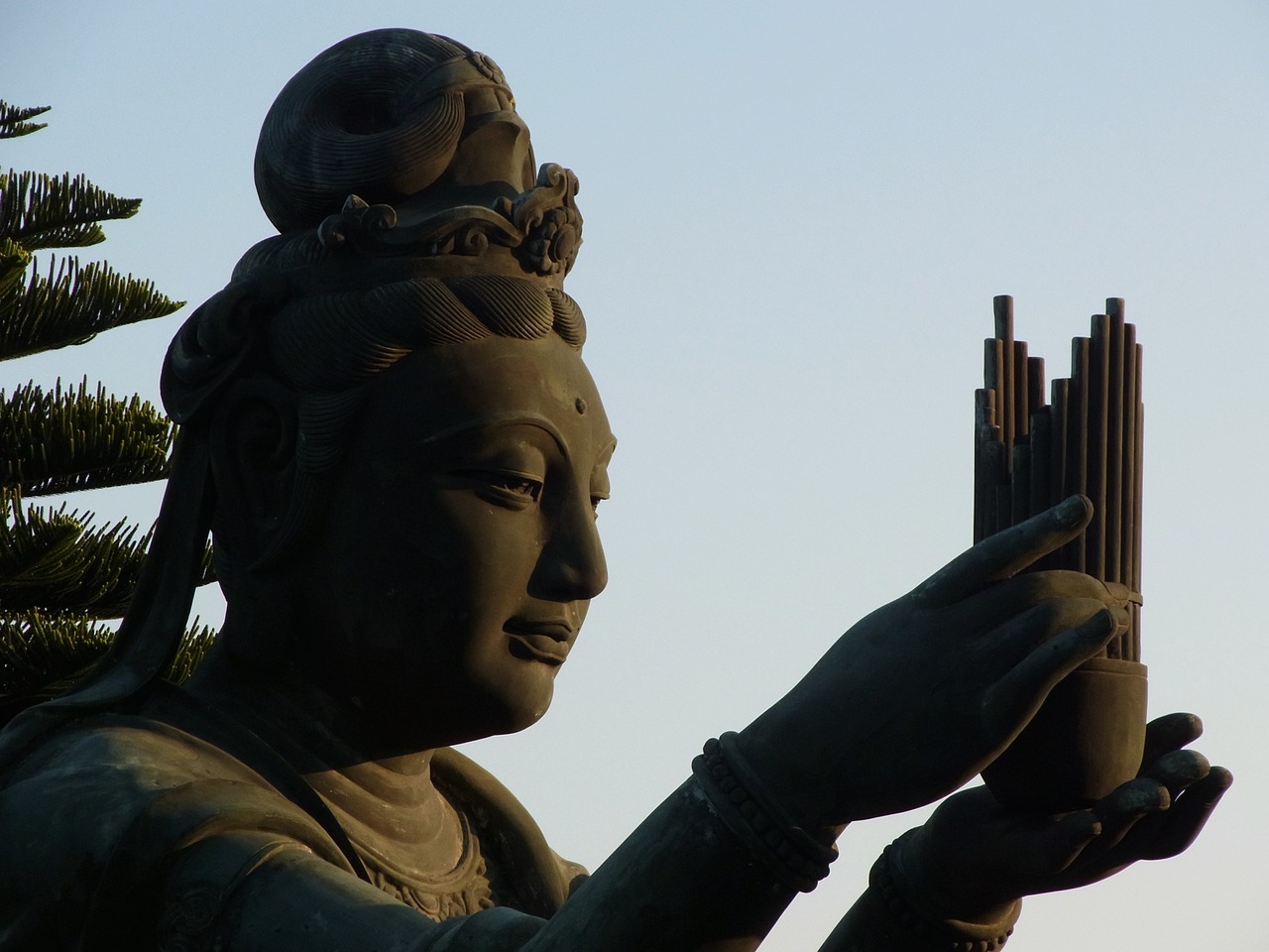 statue guanyin buddhism free photo