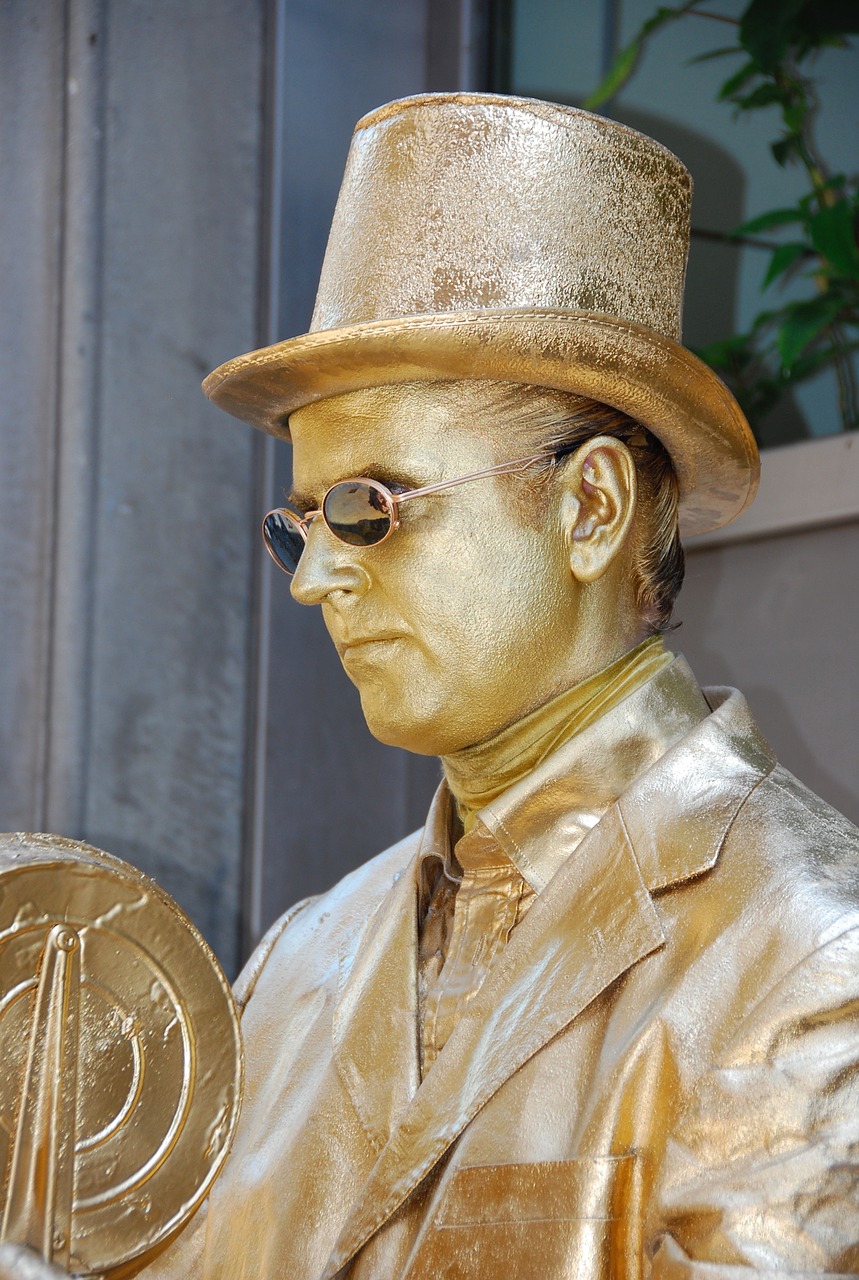 statue living statue gold free photo