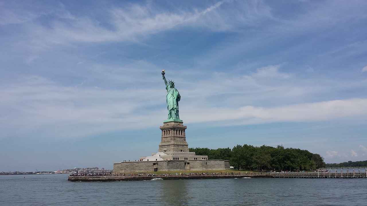 statue liberty new york free photo