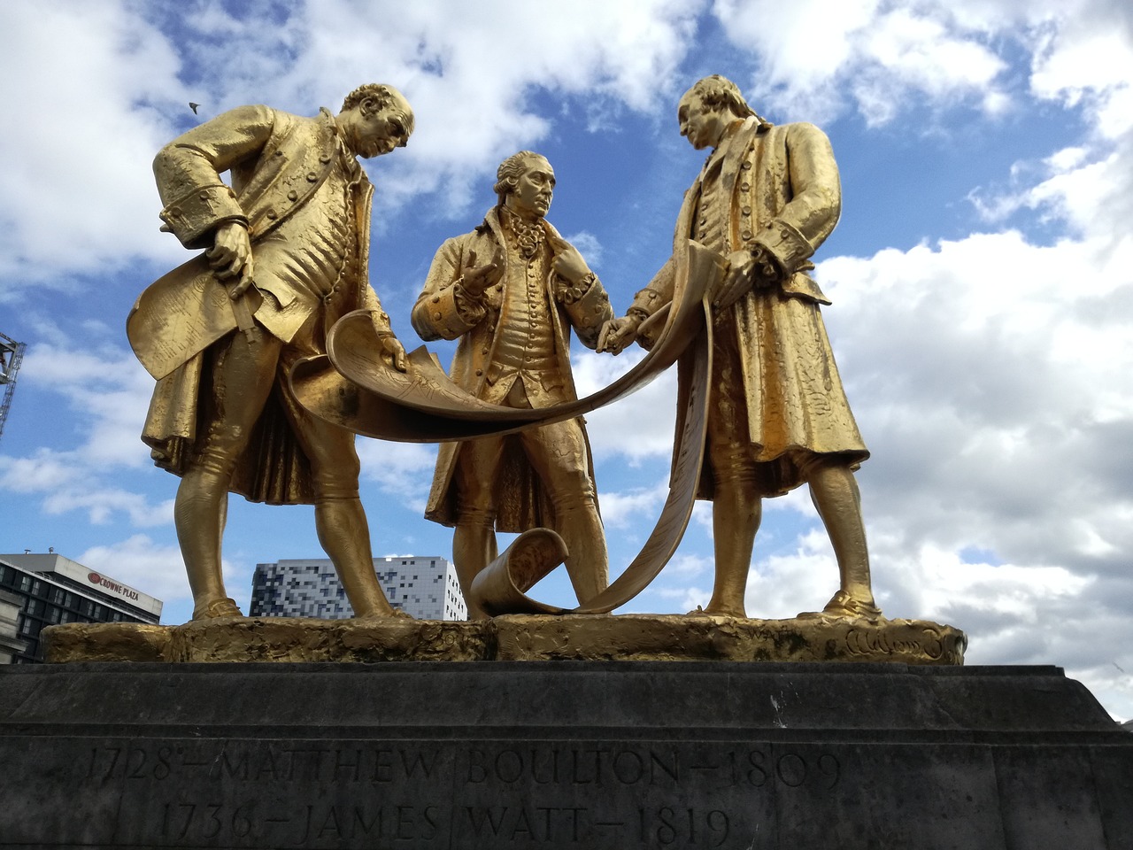 statue birmingham england free photo