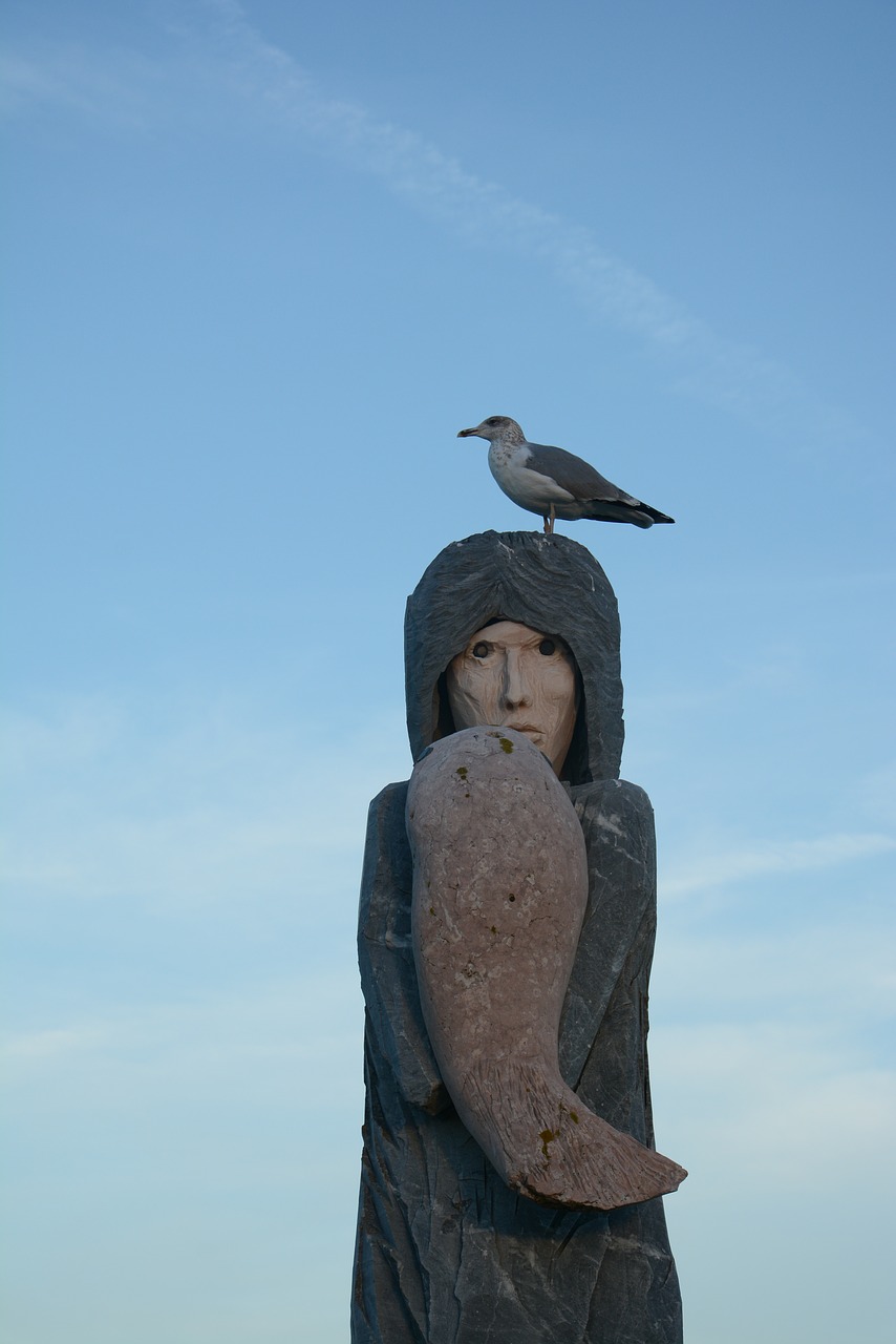 statue póvoa de varzim portugal free photo