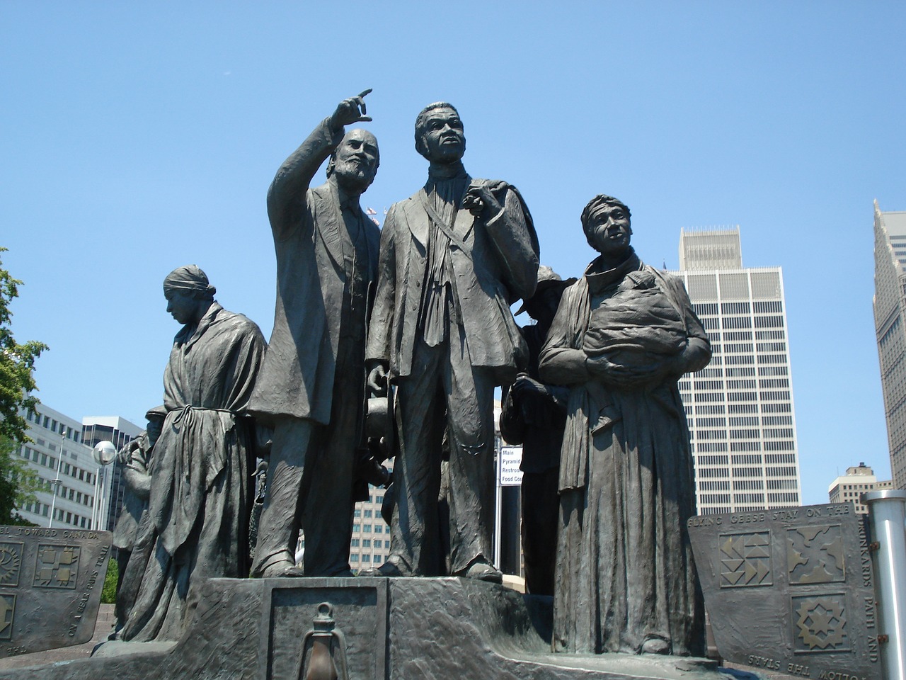 statue of slaves free photo