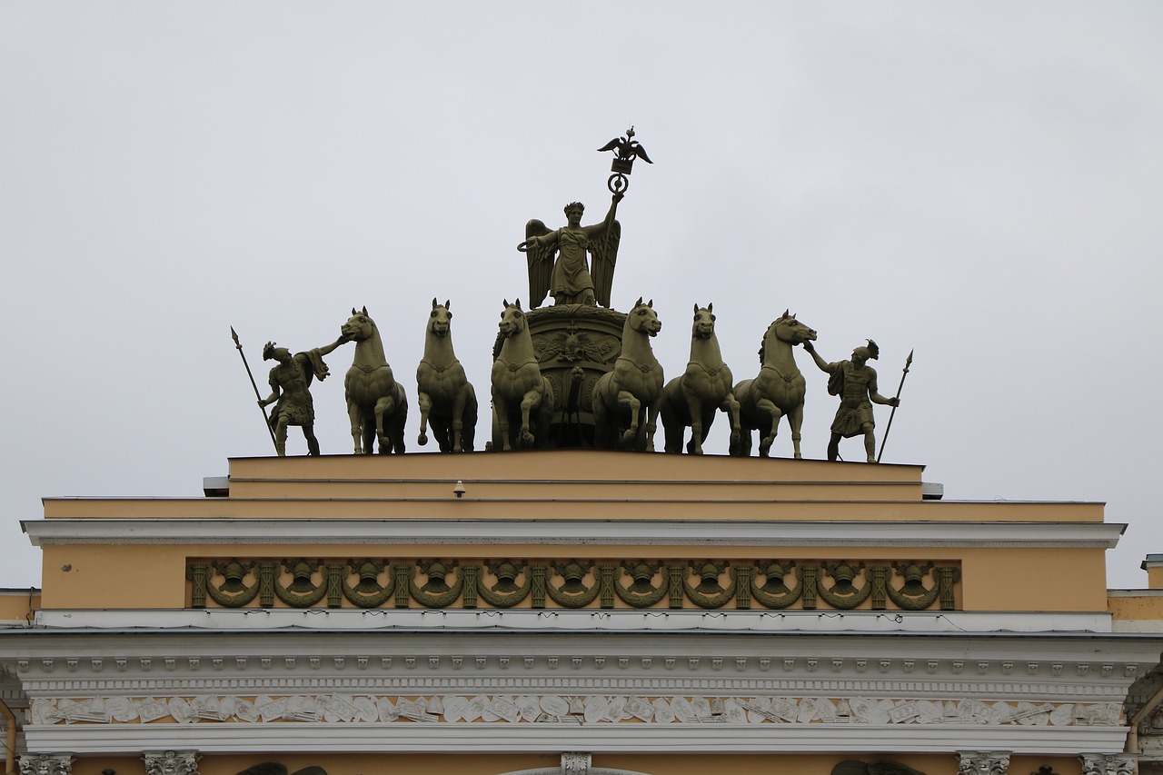 statue monument antiquity free photo