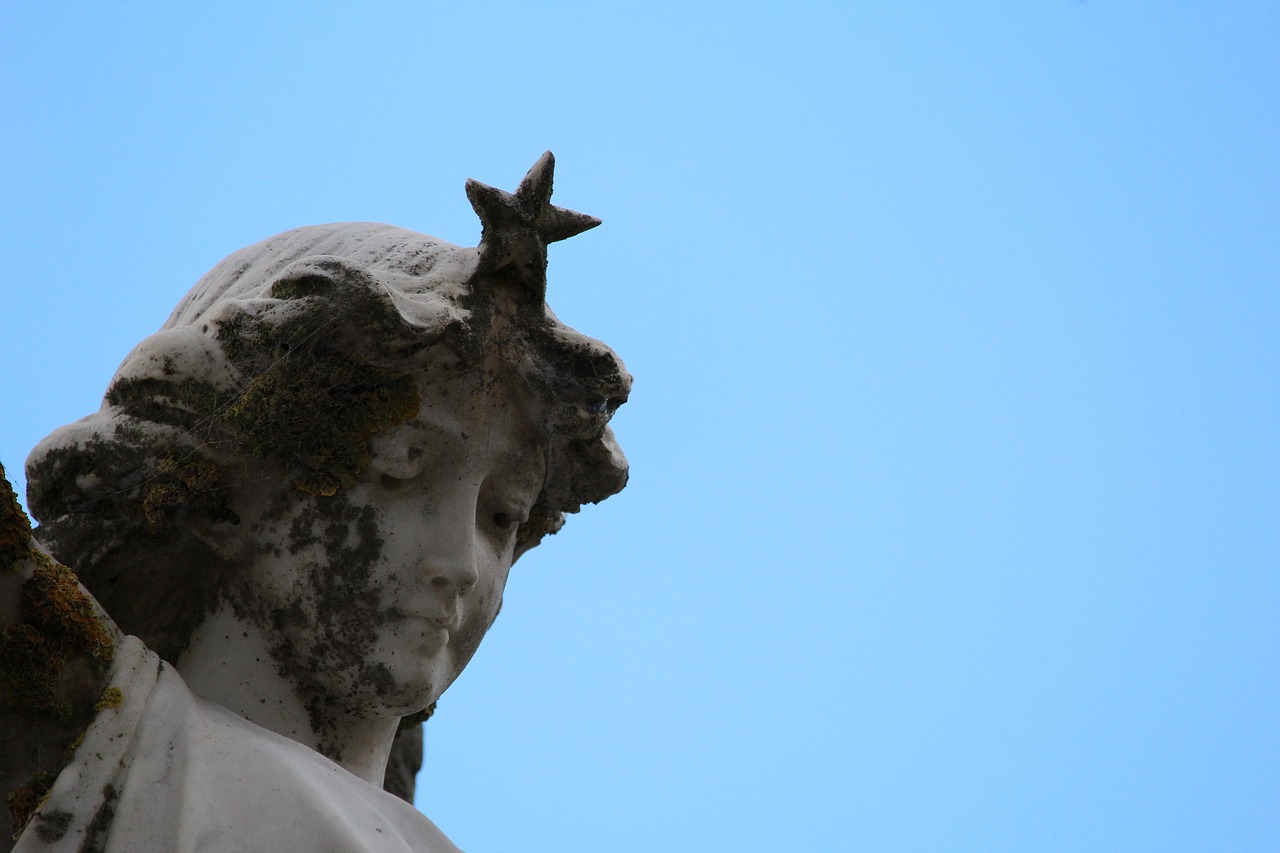 statue angel face free photo