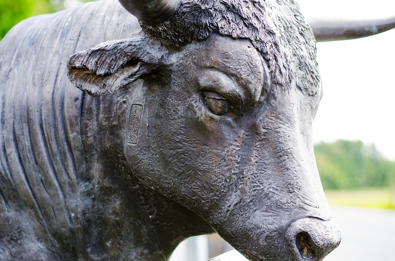 statue bull animal free photo
