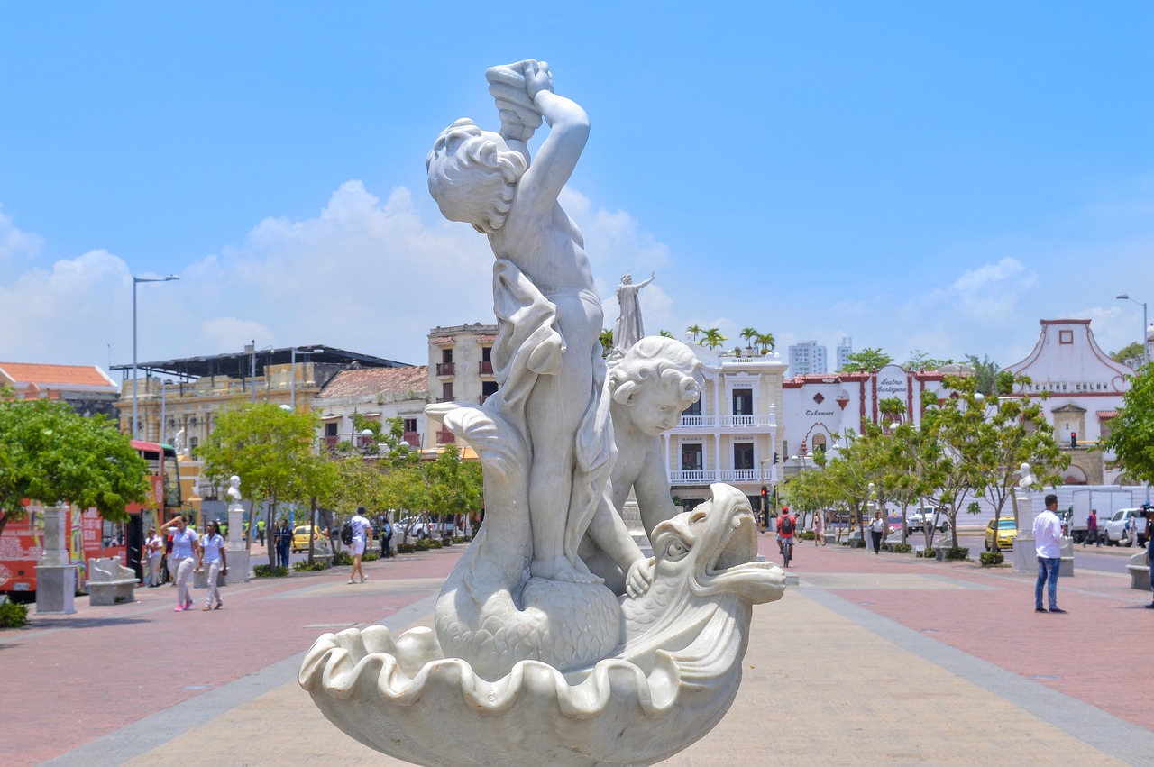 statue  cartagena free pictures free photo