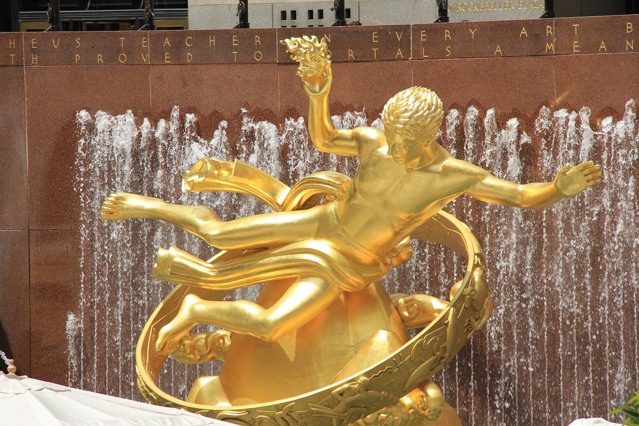 statue bright gold free photo