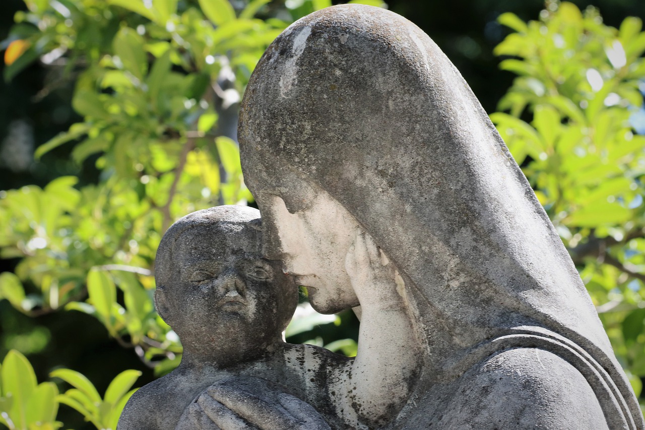 statue  sculpture  mary and jesus free photo