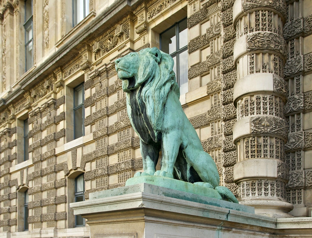 statue lion louvre free photo