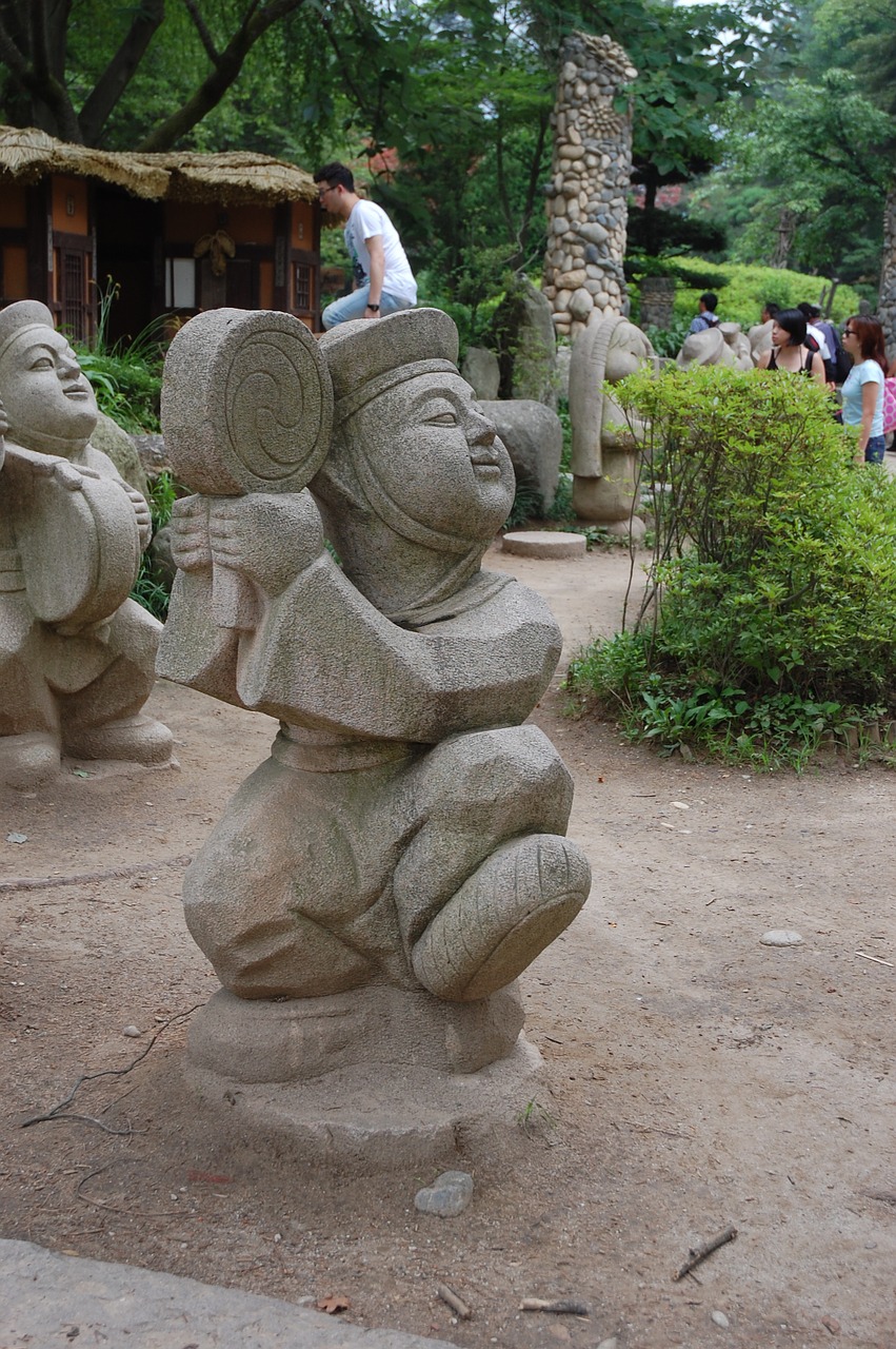 statue dancer south korea free photo