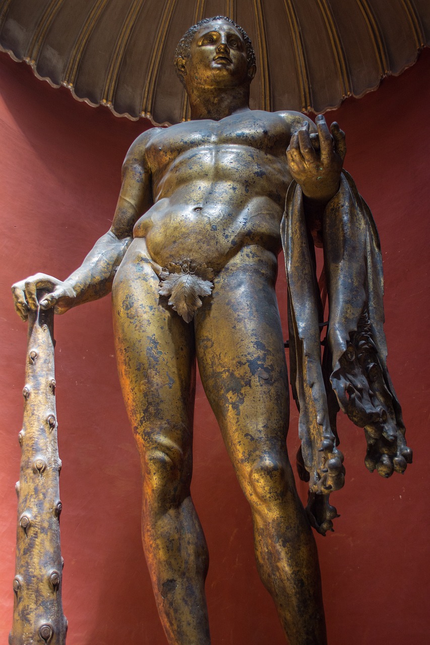 statue bronze the vatican free photo