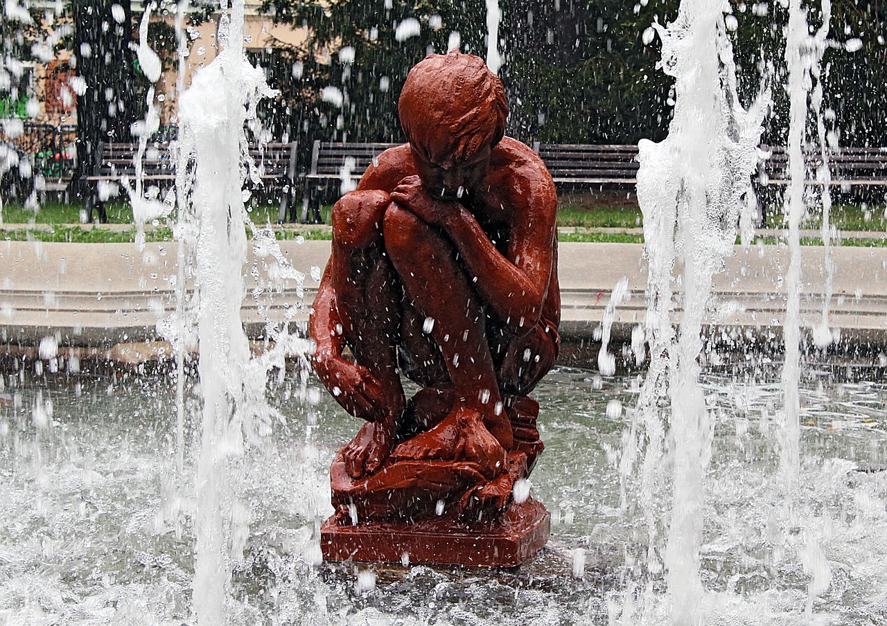 statue water fountain free photo