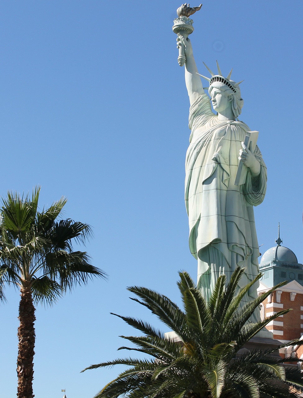 statue liberty landmarks free photo