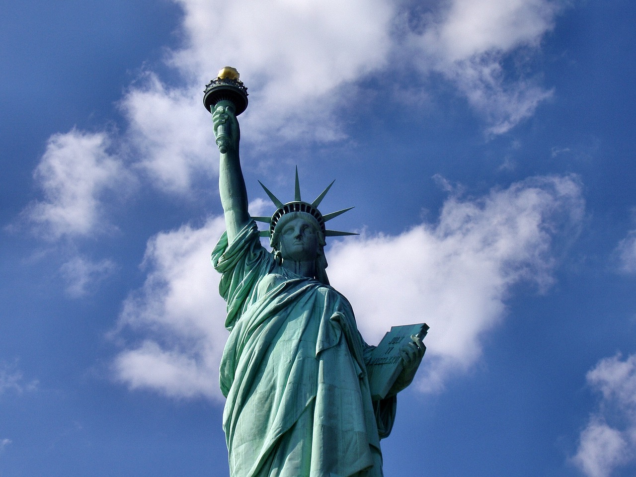 statue of liberty landmark close free photo