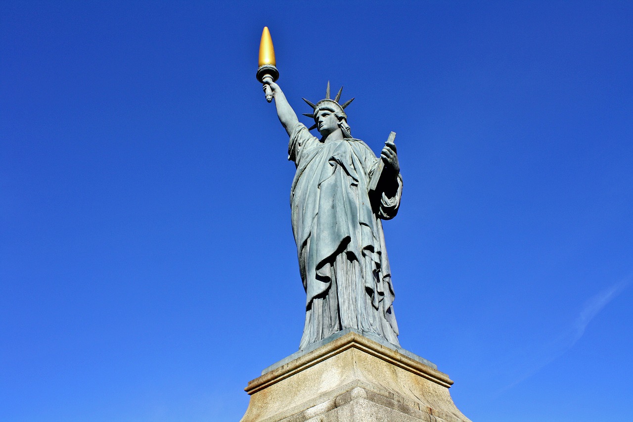 statue of liberty statue monument free photo