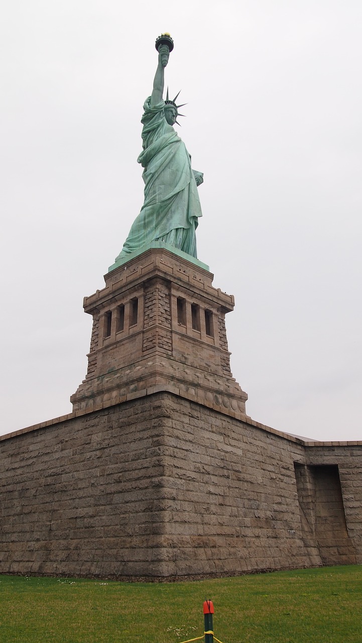 statue of liberty miss liberty new york free photo