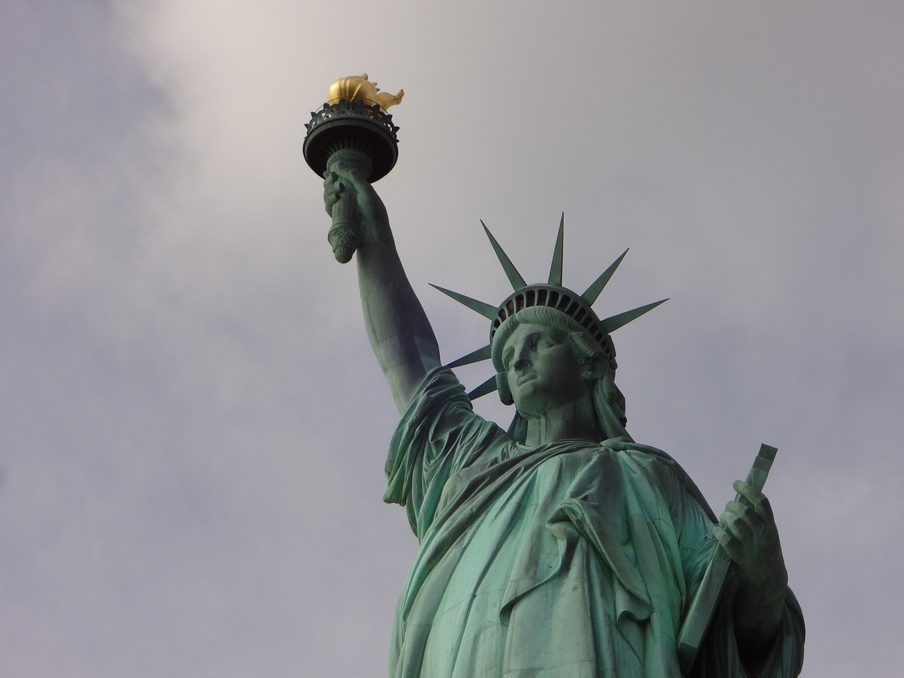 statue of liberty new york manhattan free photo