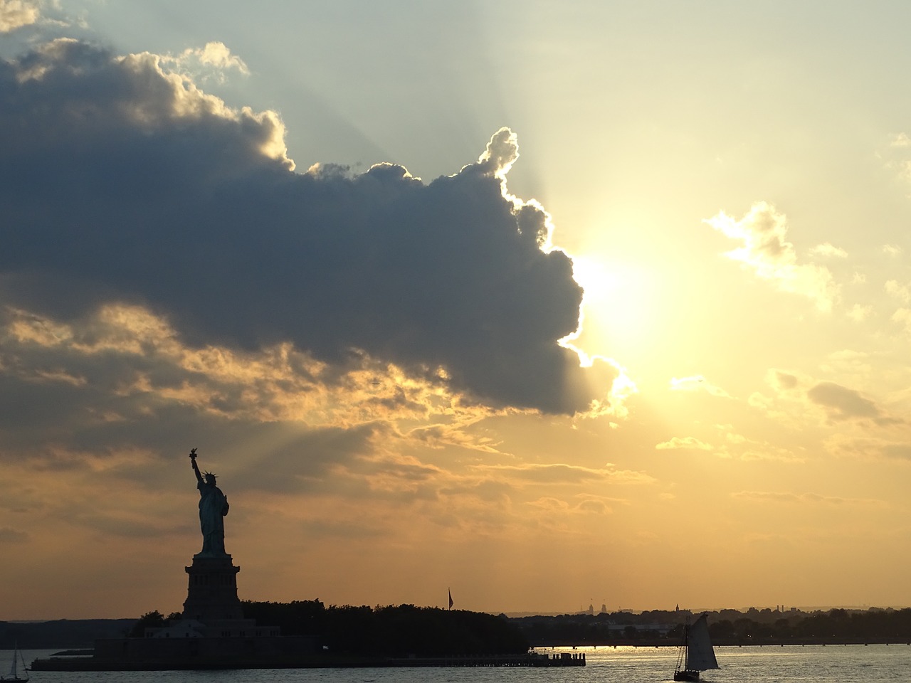 statue of liberty sun travel free photo