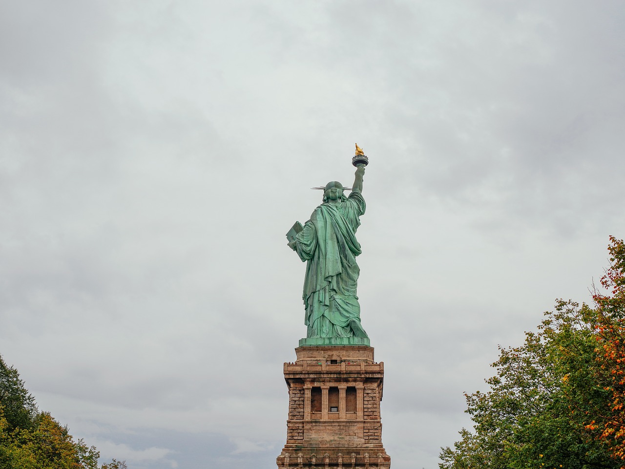 statue of liberty famous monument free photo