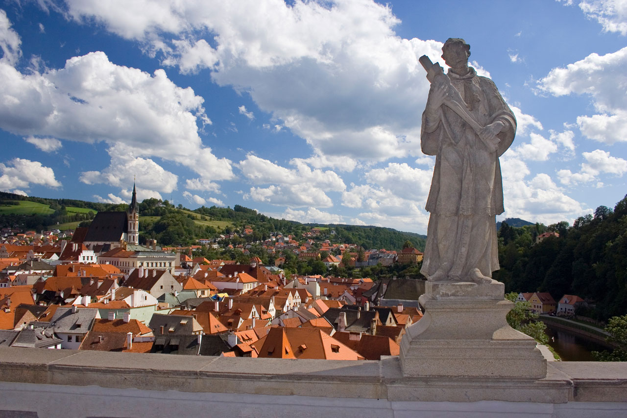 statue ancient architecture free photo