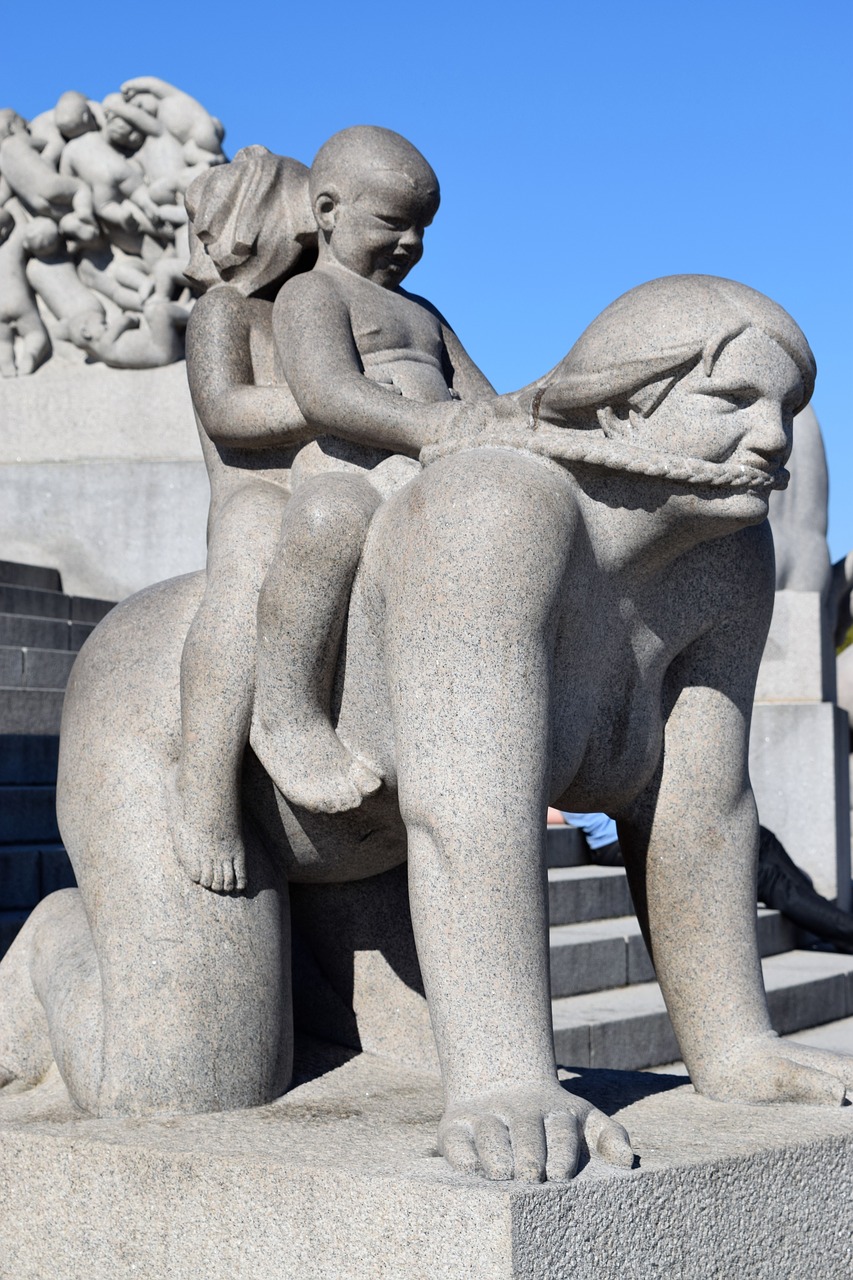 statues oslo vigeland free photo