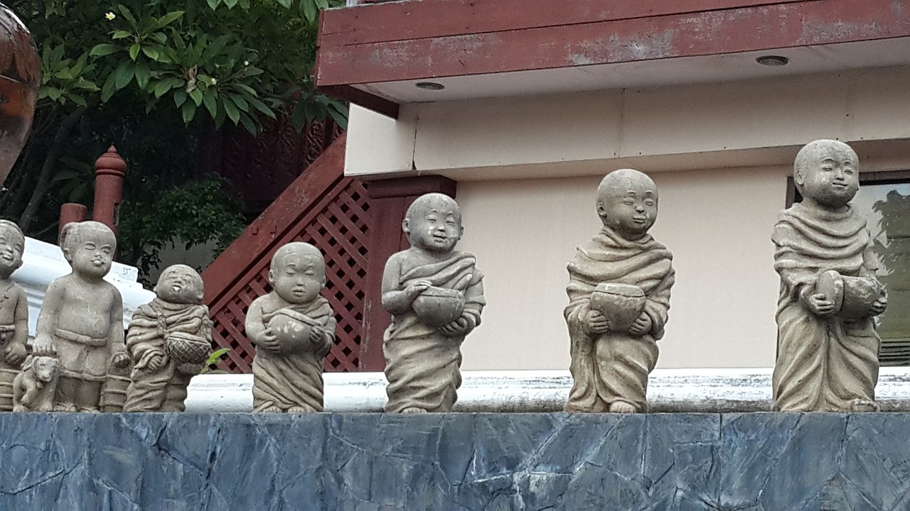 statues buddhist religion free photo