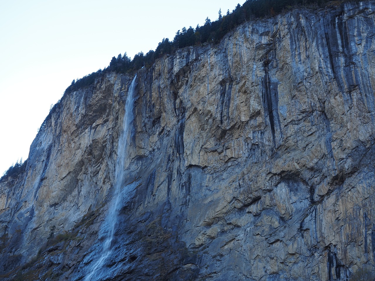 staubbachfall waterfall free-fall free photo