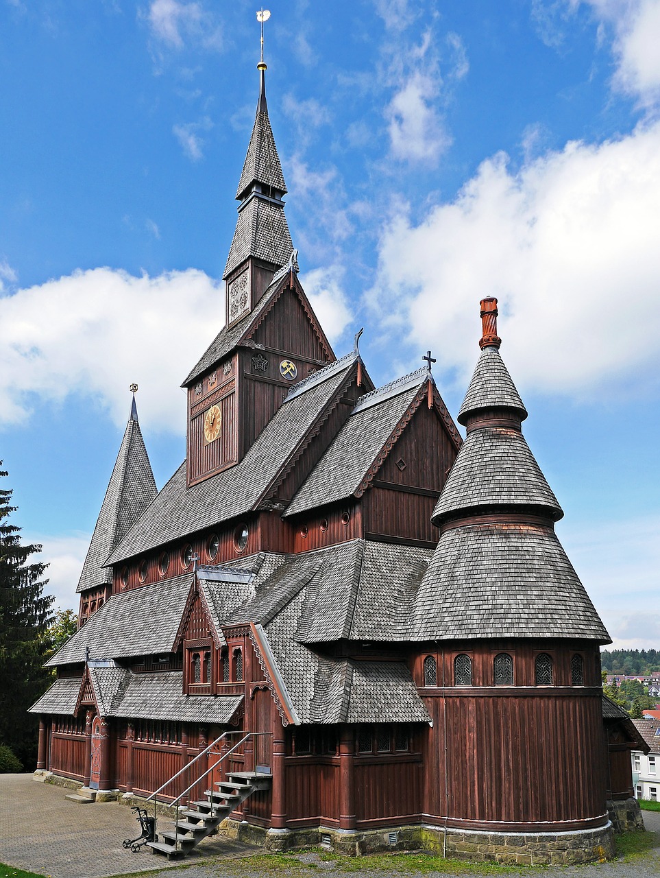 stave church goslar-hahnenklee east side free photo