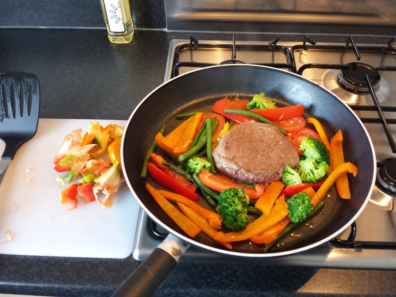 steak vegetables cooking free photo